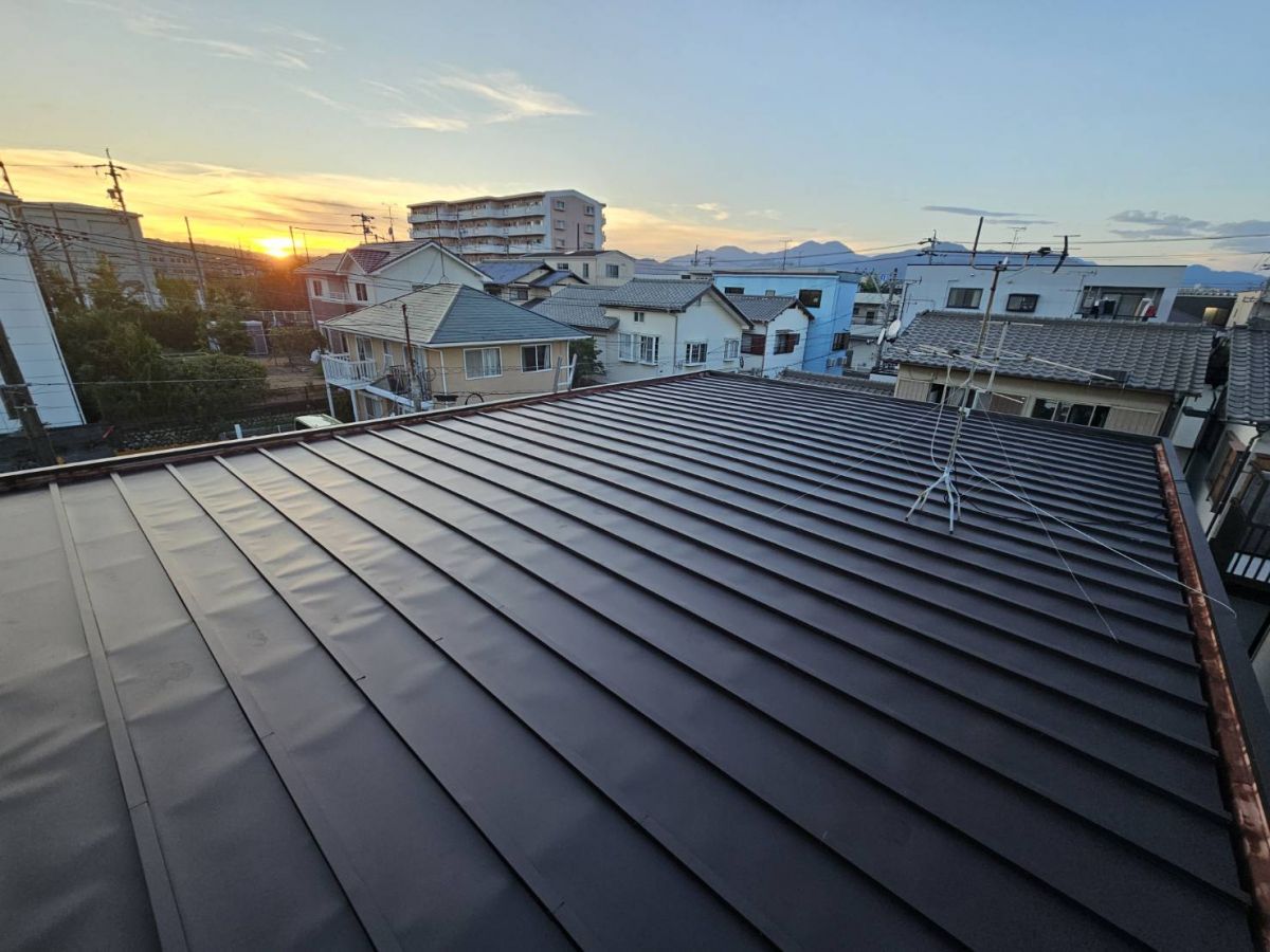 屋根カバー工法